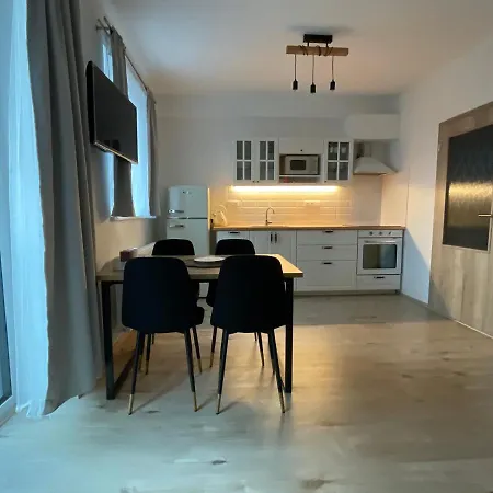 Utulny Jednopokojovy Apartman V Alpskem Stylu Na Klinovci Loucna pod Klinovcem Exterior photo